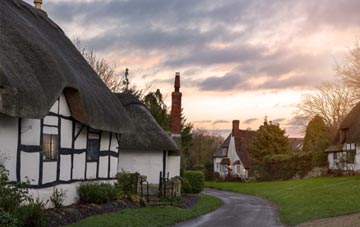 is Oakhurst thatch roofing popular